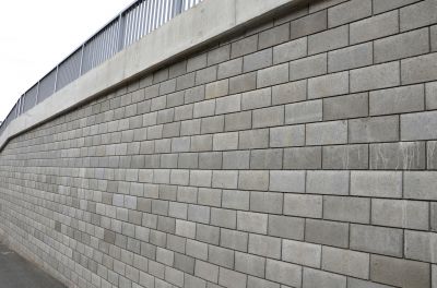 Block Retaining Wall Installation in Daytona Beach, FL