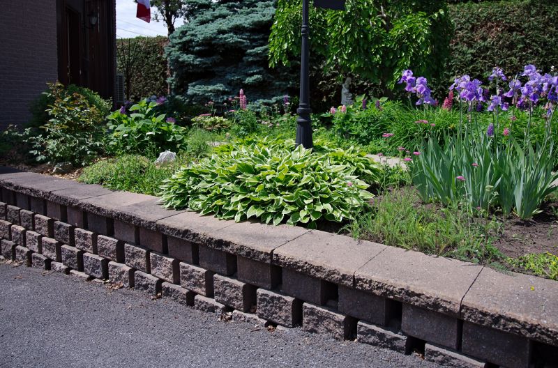 Retaining Wall Installation in Daytona Beach, FL