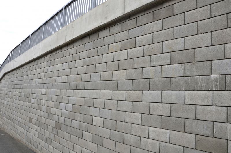 Retention Wall Construction in Orlando, FL